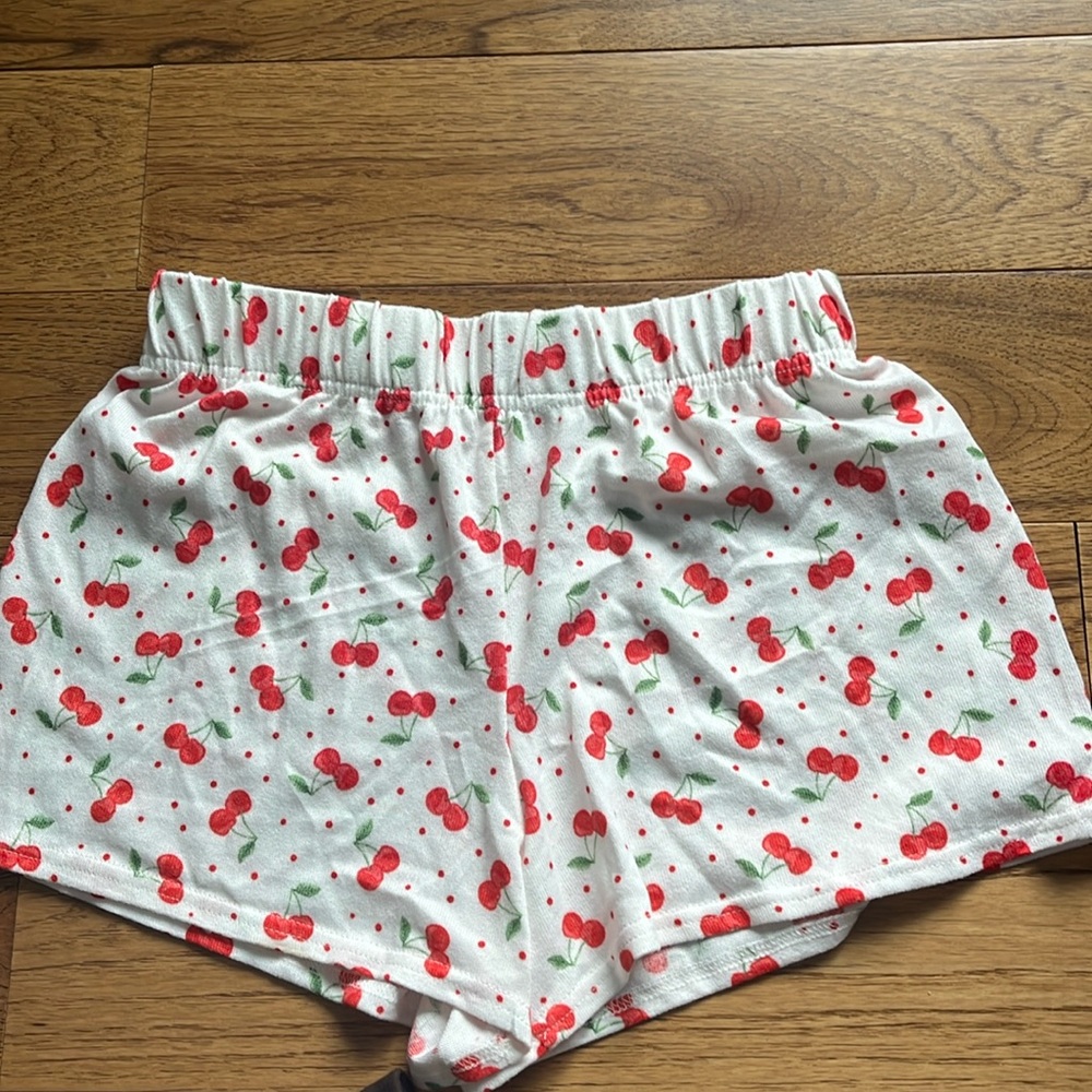 Cherry shorts white and red size large